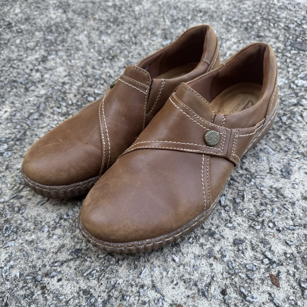Clarks Brown Caroline Pearl Slip-On Flats Women's Sz 9 Loafer Dark Tan Leather